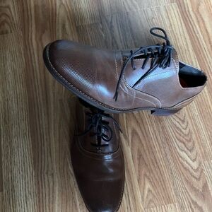 Rockport size 8 leather